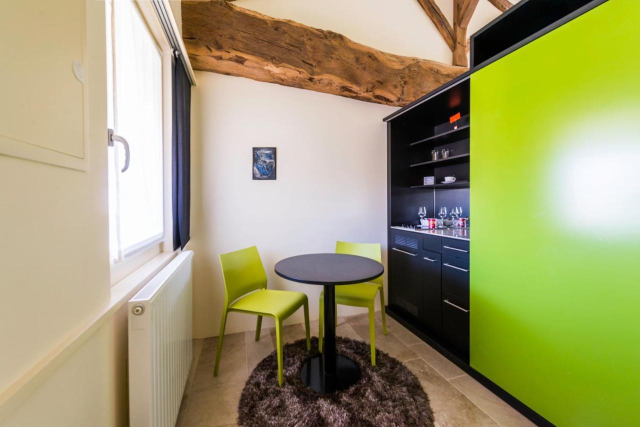 Hotel-Restaurant Le Chateau De Besseuil, Macon Nord - Teritoria Clessé Eksteriør bilde