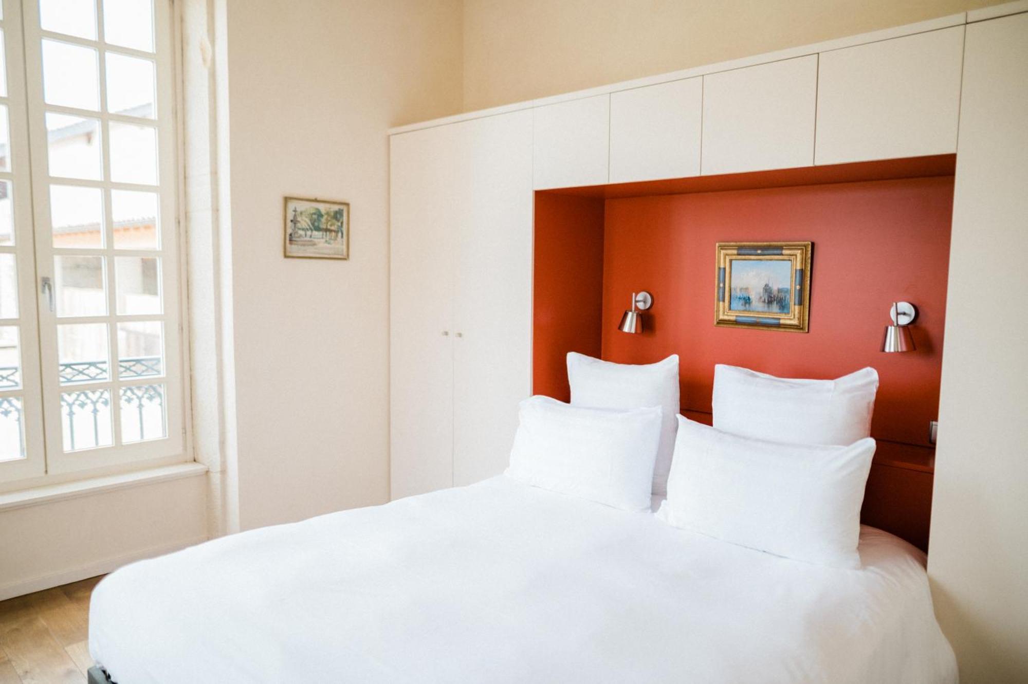 Hotel-Restaurant Le Chateau De Besseuil, Macon Nord - Teritoria Clessé Eksteriør bilde