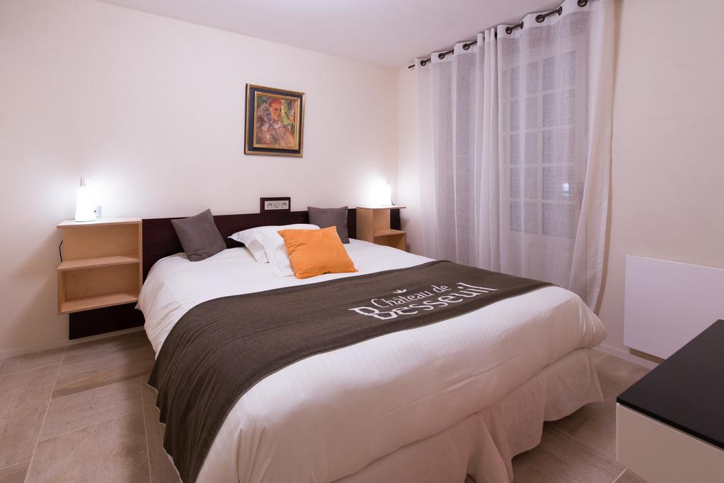 Hotel-Restaurant Le Chateau De Besseuil, Macon Nord - Teritoria Clessé Eksteriør bilde